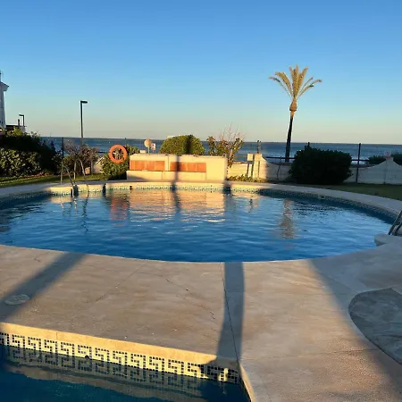 Urbanización Marina De Apartamento Casares